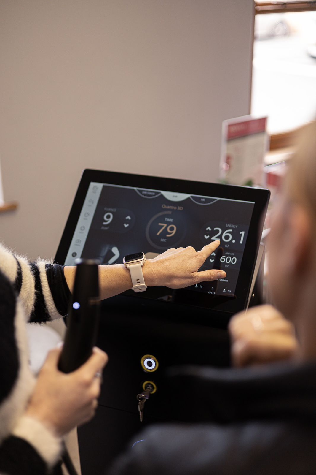 Elios Ice III - Diode Laser Machine (Feature Machine) with Smart Hair Analyzer